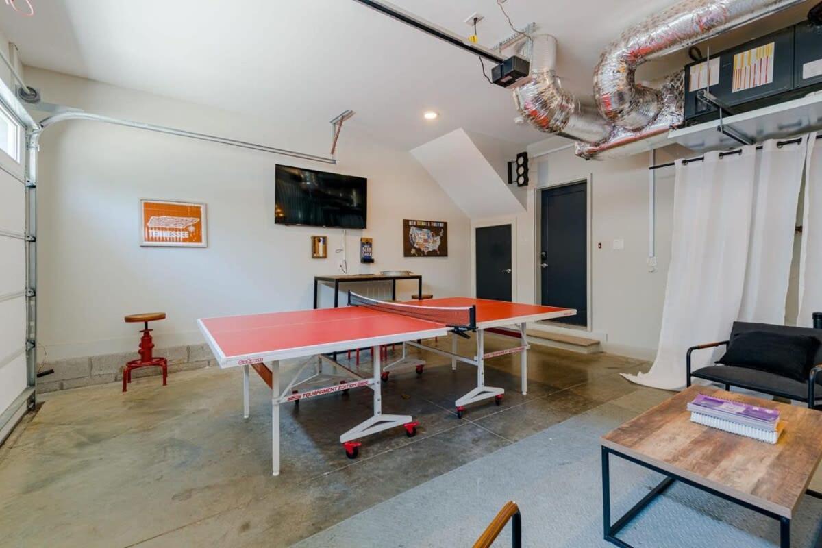 Carrie Underwood'S East Side Rooftop Game Room Nashville Buitenkant foto
